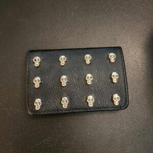 Skull card holder